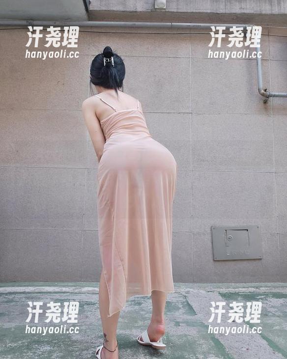 在Aram(아람)的Photochips中观看，画面让我又想说点啥，不过这组合真是太妙了。