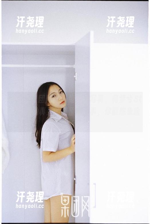 GIRLT果团网 - 一组精选写真，何梦兮Stacy和她真正的裤里丝故事，你能想象啥？