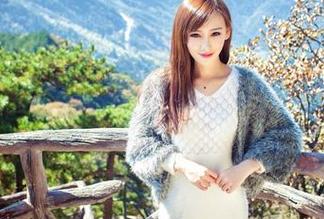 IMiss爱蜜社 – 芝芝Booty的写真：我来认领女友身份，哪位勇士来当摄影师？
