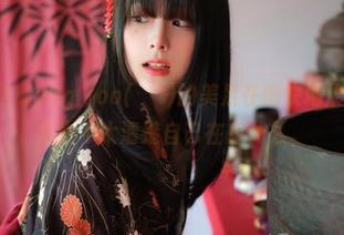最新图片！Jang Joo(장주)的美足在愉快地展示，嗯…我也不太清楚自己在想什么。