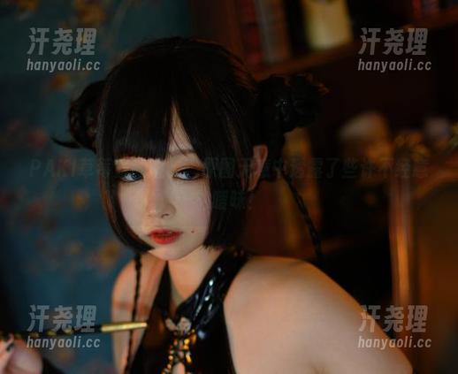 PAKI草莓酱的班长，原图无意中透露了些许不经意的暧昧！