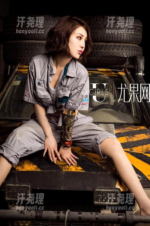 UGirls尤果网 - 当谭晓彤遇上万圣节，无圣光图集中那每一帧都透着点小暧昧。