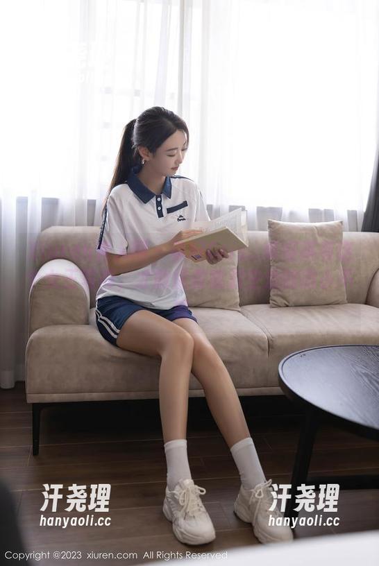 Xiuren秀人网 - 幸好Cris_卓娅祺有这个女王写真，才能拯救我对生活的微小不满。