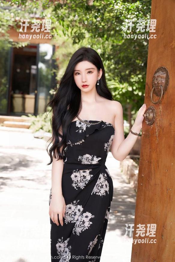 Xiuren秀人网 - 这些照片真是，喵喵JOJO的圣诞大片，养眼又尴尬？