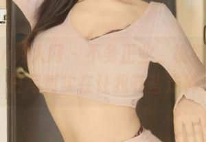 Xiuren秀人网 – 不务正业，桃妖天的夏日写真实在让我有些走神