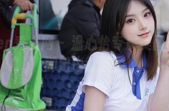 Xiuren秀人网 – 温心怡专属美图合集：御姐也能温柔