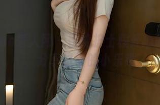 Xiuren秀人网 – 智能护士程开心的写真，分享日常的小乐趣
