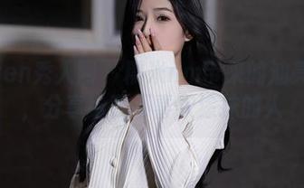 Xiuren秀人网 – 糯米nm带来的油亮美图，分享给我不喜欢涂抹的人