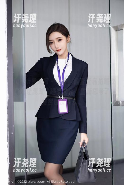 Xiuren秀人网 - 哎呀，陆萱萱私拍睡衣，原图让我对“睡衣文化”重新思考了，果然层次多多。