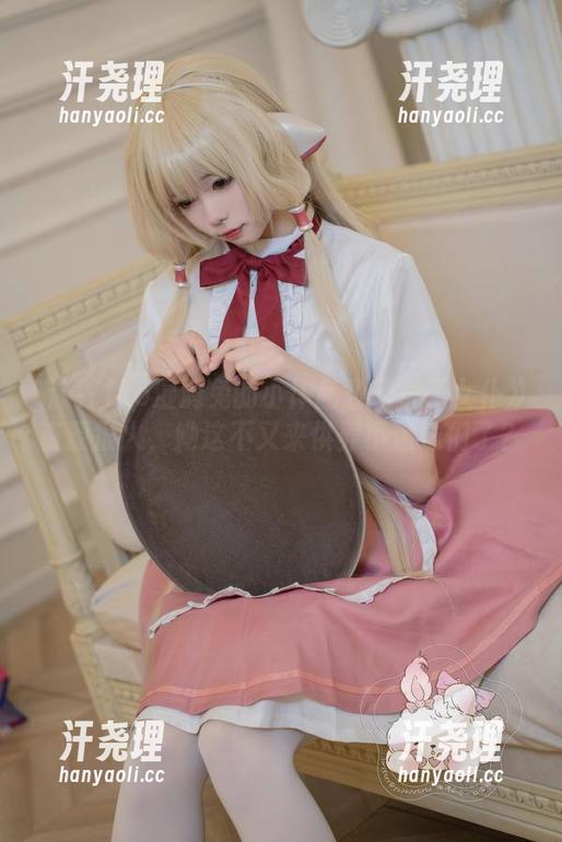 听说Yiko湿润兔的小作品《菲奇子女仆》资源很火，她这不又来供养小迷妹们了？