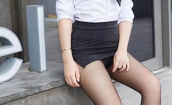 YouMi尤蜜荟 – 曦宝儿灰丝合集，网盘里的他万万没想到我会为他疯狂！