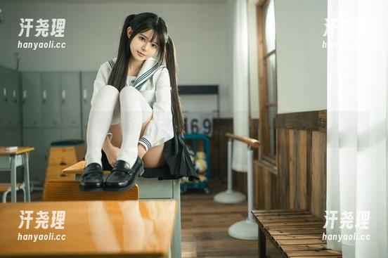 算了吧，看rua阮阮的夏日全套，晒晒人得了。