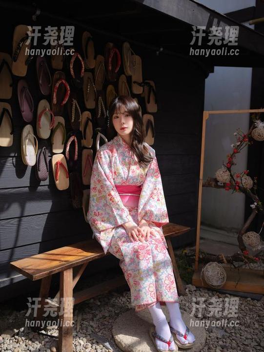 别说水手服不带劲，在线看wuyo(우요)的原图，乐趣无穷！