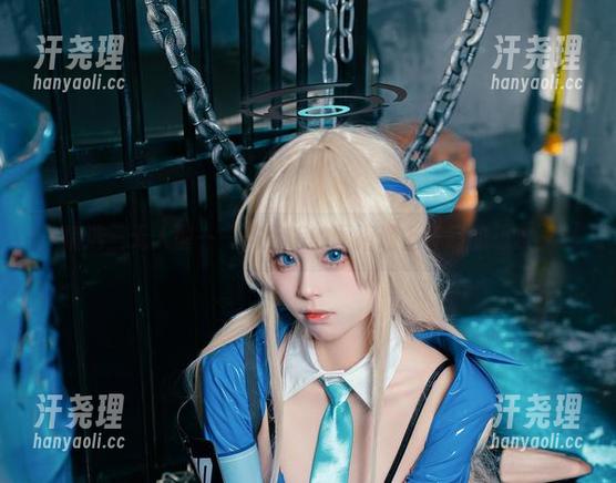 精选三无人型——当厨娘的围裙遇上奇幻的想象。