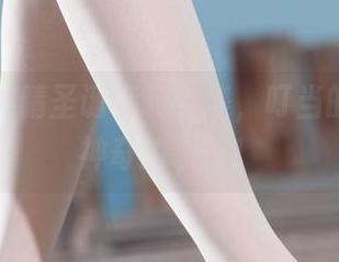 丽柜 – 钟晴圣诞专辑全集，叮当的铃声和神奇的装饰！