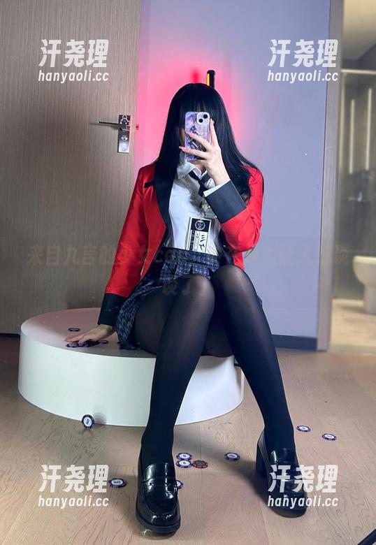 来自九言的少女cos，实在是太让人想谈谈了。