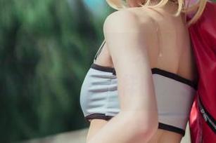 当黑修女遇上白丝JK，兔玩映画的写真资源充满了不一样的火花。