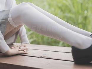 兔玩映画带你逛逛红苹果与双马尾的百变合集，看看哪个Pose抓住了你的心？