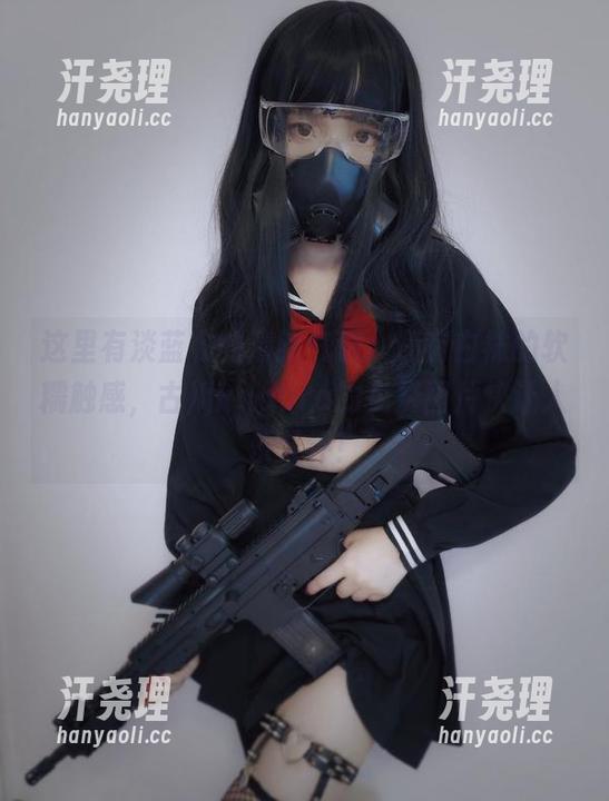 这里有淡蓝衣的清新气息，还有白袜的软糯触感，古川kagura的免费图片快让人乐开怀！