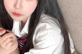 大肉丸Amiee最新睡衣图集，出门也不怕被邻居认出来的完美选择！