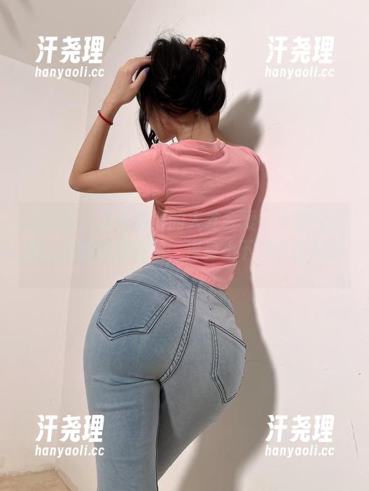 微密圈 - 只有懂得的人才会爱，妮是老虎黑丝足的免费美图，浑身上下满是画外音。