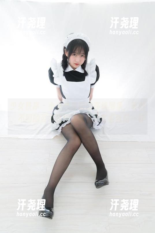 少女秩序 - 小鱼体操服的在线图集，奇妙，不同的姿态我觉得就像是在看舞蹈一样。