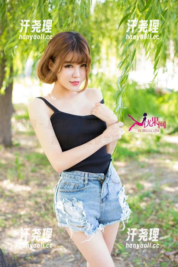 尤果网 - 糖果的“超能”美脚来了，免费套图绝不让你失望！