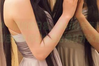 推女神 – 厨娘的日常，Akiki朱若慕图包：别告诉我你们也想给她打开冰箱？