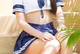 推女神 – 有多少人想把尤美Yumi的苏梅岛下载到手机上？