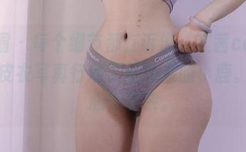 微密圈 – 每个细节都在诉说，文茜cool的这组皮衣写真行动了我心底的小鹿。高清，心情复杂。