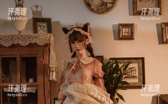星野咪兔的写真集：都说养宠物是个技术活，分享一下我的手痛经验吧。