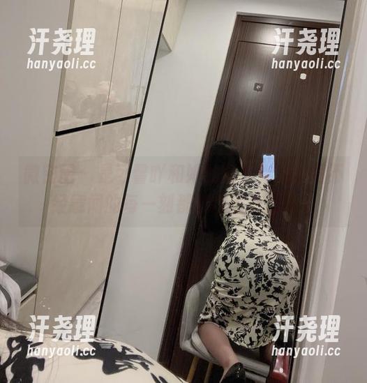 微密圈 - 是可馨吖和她的图包，旅拍里不经意间的每一刻都值得键盘记录。