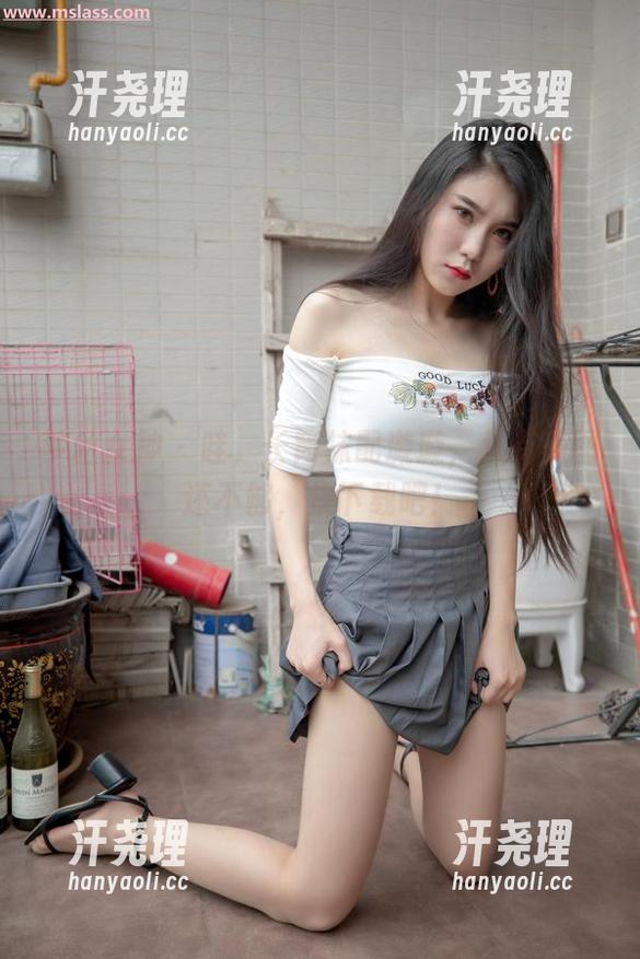 梦丝女神 - 哇，长筒袜配璇璇，只有美图还不够，快下载吧！