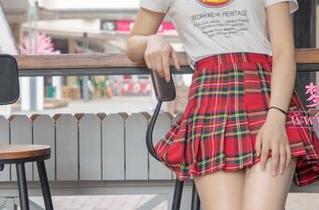 梦丝女神 – 夏季高清写真里的苏柔：满天的美丽和一丝嫉妒！