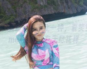 爱蜜社 – 美脚图包不止一种，夏笑笑Summer的腿儿有无尽花样
