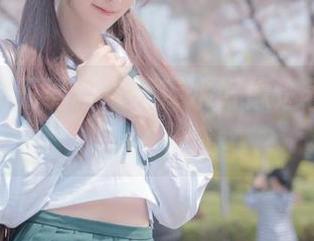 照片里的王羽杉，死库水好像透着点无辜？