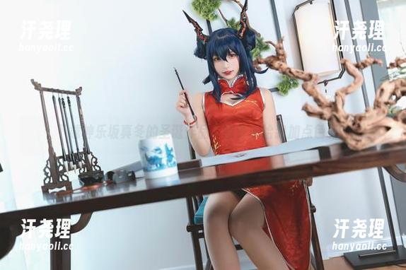 下载神乐坂真冬的圣诞作品，或许能给我加点色彩？