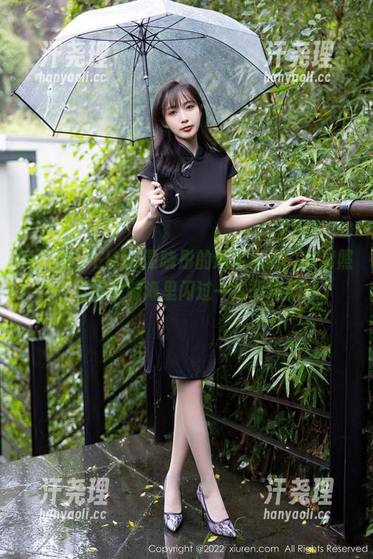 秀人网 - Elise谭晓彤的透明系列，高清照片，看得我脑海里闪过一堆胡思乱想。