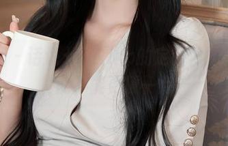 秀人网 – 话说七七kiko的定制体操服，图片能不能更撩一点？