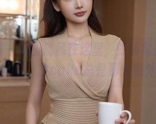 秀人网 – 原图就藏在这里，打破常规的自拍分享，徐cake总是那么意外！
