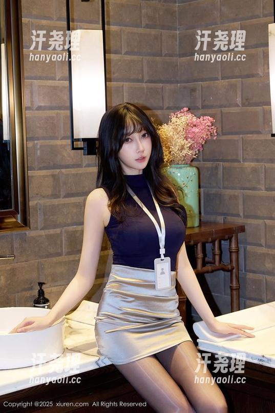 秀人网 - 程程程的美脚写真，高清得让我想变成沙发