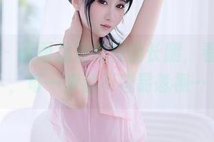 秀人网 – 画面里程程程的长腿，看她走过，每一步都不容易忽视…