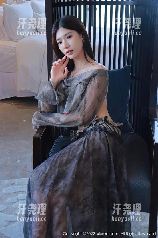 秀人网 - “舌尖上的菊花ace”辞典：图集精选女神的定律