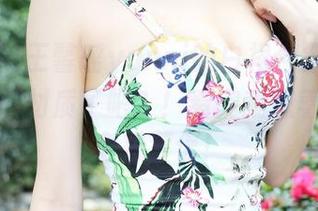 美媛馆 – 王馨瑶yanni的白裙合集，太会挑选纱的材质了吧？！看完我想着给她做个推荐信！