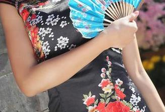 美媛馆 – 芝芝Booty和服写真集：当和服遇上快餐点心？说起来这搭配还真让人好奇！