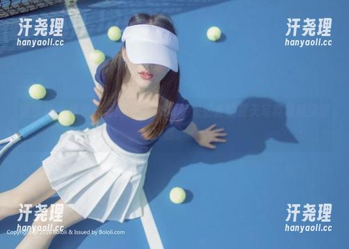 菠萝社 - 优雅与慵懒交织，Suki朱忆音的夏天写真集精挑细选。