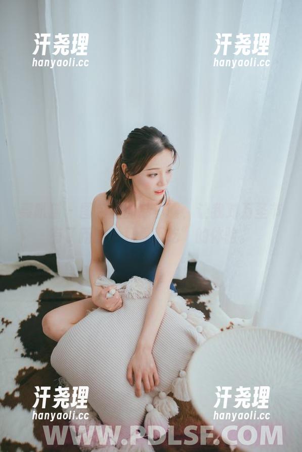轰趴猫 - 图包里的苏小暖，让我对万圣节有了新的“只看不吃”的体验。