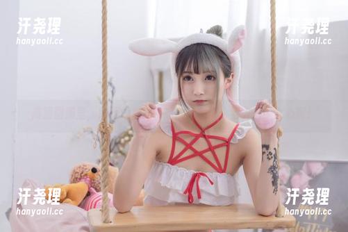 高清图册里，铁板烧鬼舞w的黑贞表演，老夫的少女心啊！
