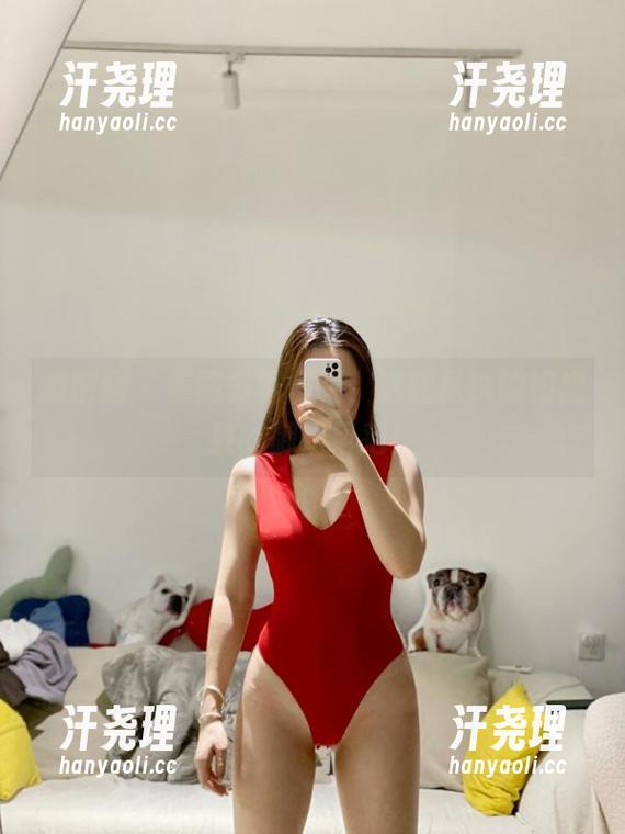 微密圈 - 美图多到伤眼，这就是铁锤姐姐教的御姐风范！