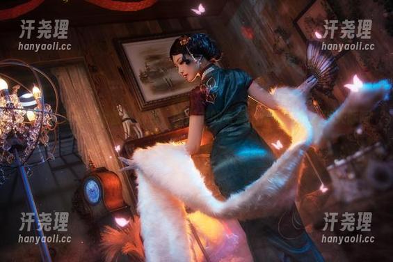 露儿大魔王cos雷电将军，图册中的电流，恨不得能划破天际啊！